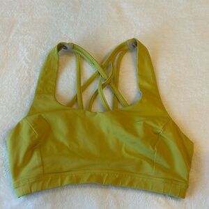Lululemon Free to Be Serene Sports Bra